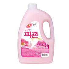 Nước xả vải Pigeon Hàn Quốc chai 2.5l