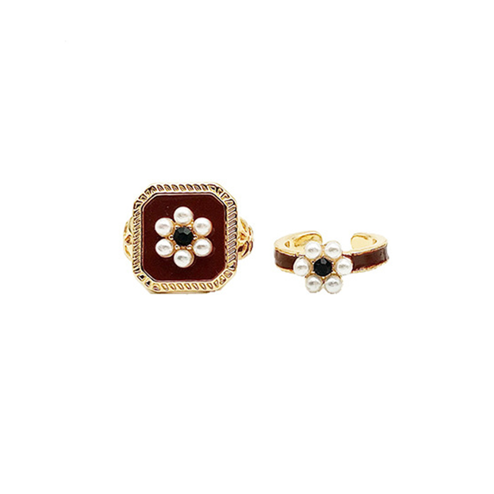 Nhẫn Hình Hoa Đính Ngọc Trai Thời Trang Cho Nữ