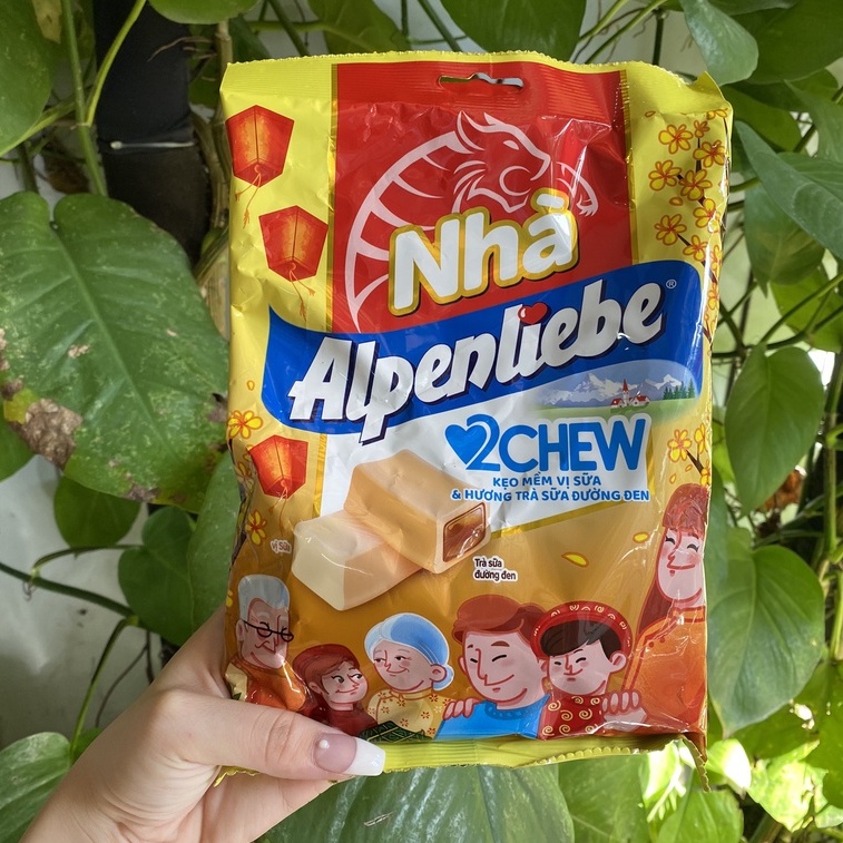 Kẹo Mềm Vị Sữa và Hương Trà Sữa Đường Đen Alpenliebe 2Chew (Gói 227.5g-lớn)