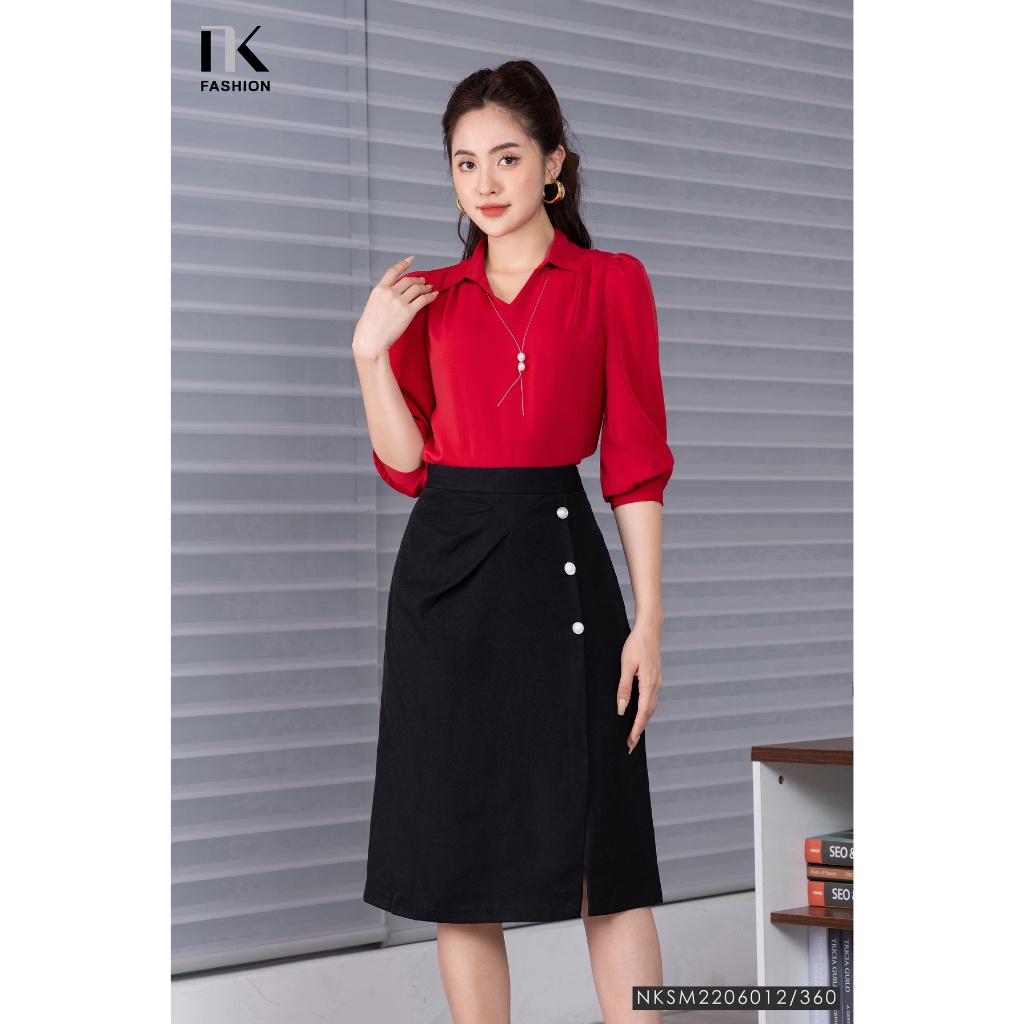 Sơ Mi Lụa Tay Lỡ Công Sở NK FASHION Thiết Kế Cổ V Kèm Phụ Kiện Kiểu Dáng Lịch Sự Tối Giản Chất Lụa Mềm Mịn NKSM2206012