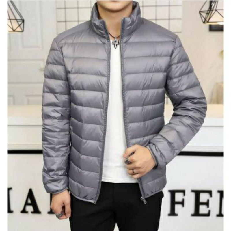 Áo Phao Nam Siêu Nhẹ, Khoác Lông Vũ, Áo Rét Mùa Đông Cổ Đứng Kiểu Dáng Hàn Quốc Basic- Màu ghi tối-size XXL