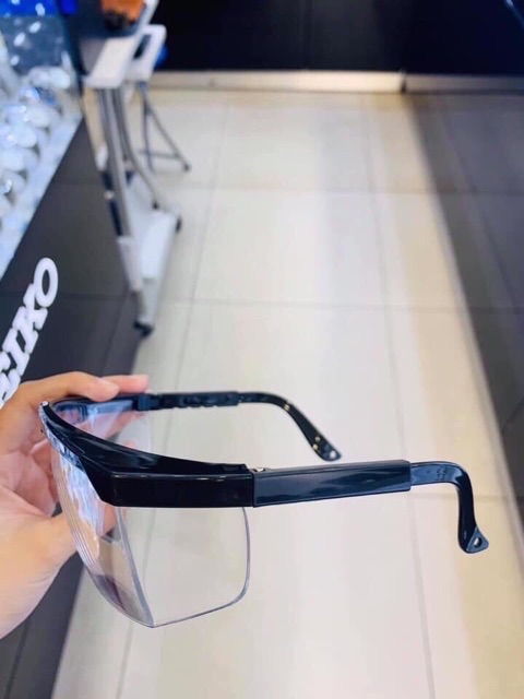 Kính bảo hộ Hot trend bảo vệ mắt chống dịch che chắn bụi gió tuyệt đối | BigBuy360 - bigbuy360.vn