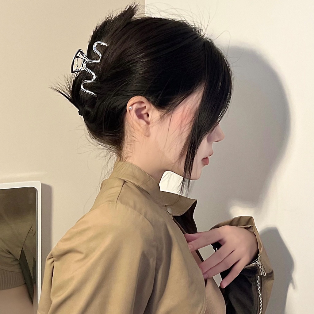 Kẹp Gắp Đầu Cá Mập Bằng Kim Loại Đơn Giản Cá Tính Dễ Phối Đồ Cho Nữ