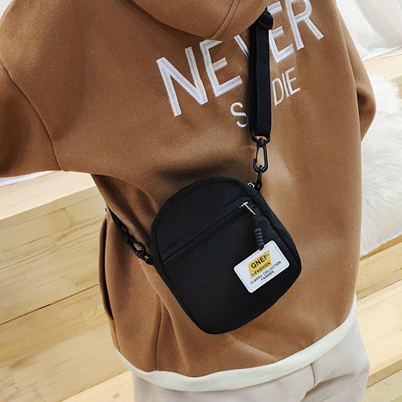 Túi đeo chéo vai bằng nylon thời trang sành điệu tiện lợi dành cho nữ