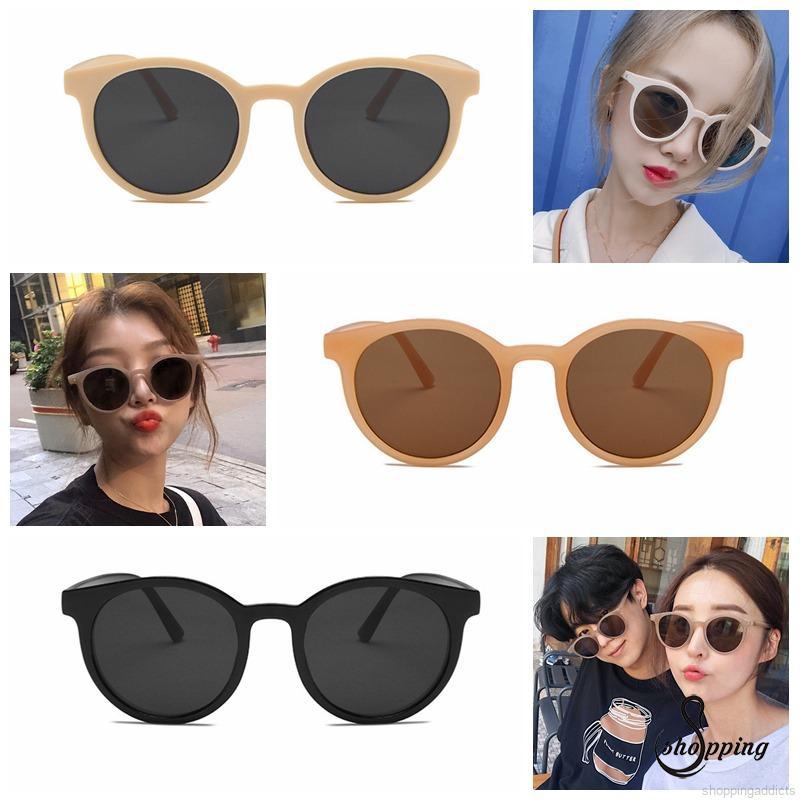 Kính mát thời trang đi biển cho cặp đôi | BigBuy360 - bigbuy360.vn