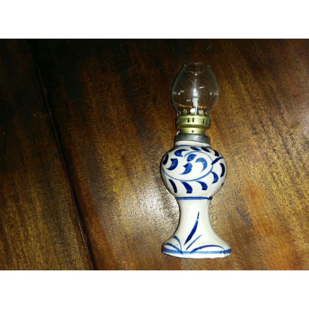 Đèn Dầu Cổ Điển