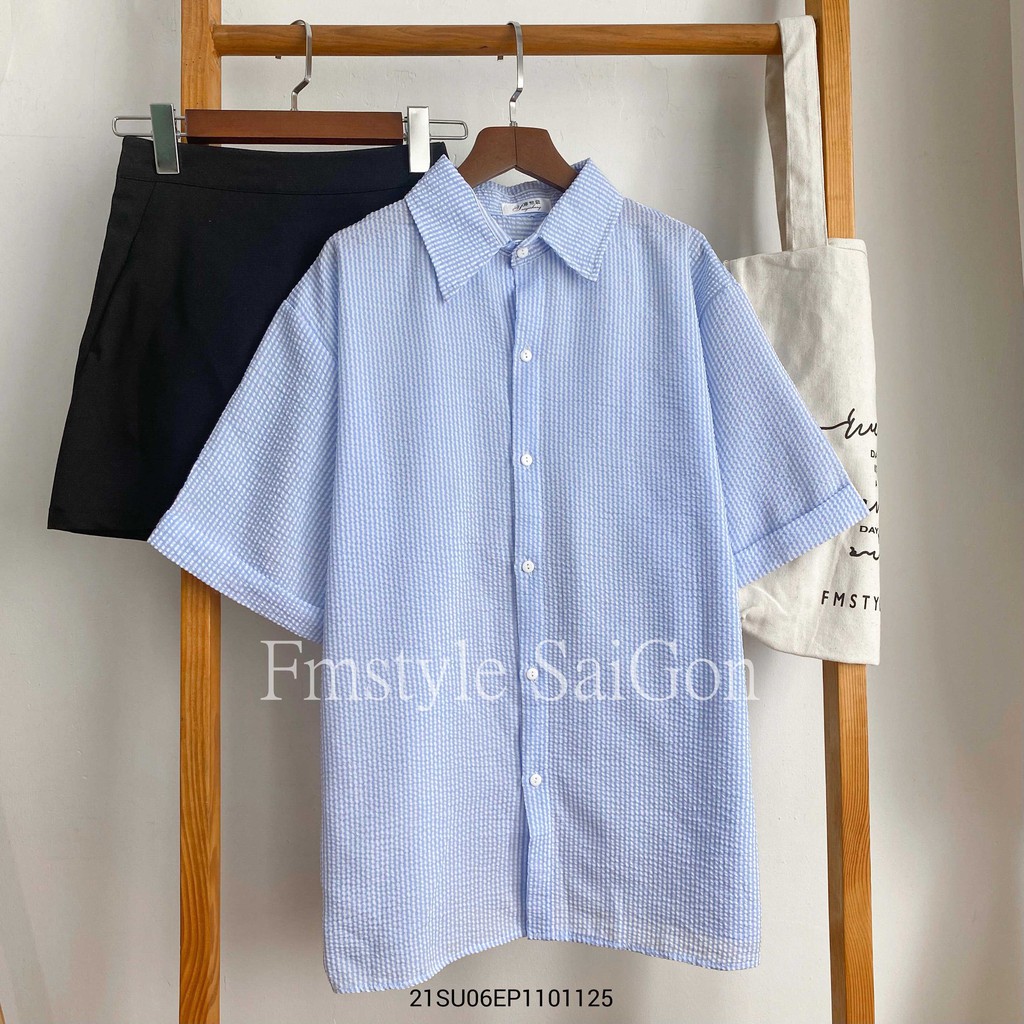 Áo sơ mi xốp tay ngắn vạt ngang kẻ ulzzang thời trang VM STYLE 22SU03EP2306