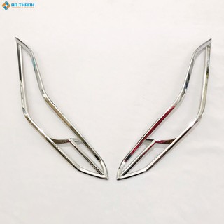 Phụ kiện ốp xi nhan trước xe Honda Vario 125 - 150