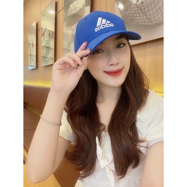 Mũ Adidas chính hãng, có bill mua hàng up ở ảnh cuối