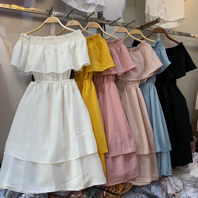 Váy bẹp vai 2 tầng