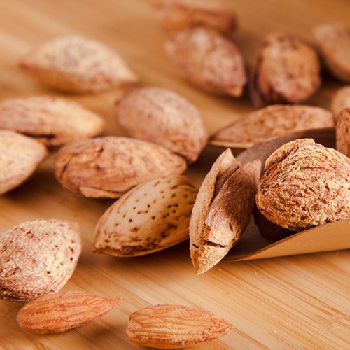 Hạt hạnh nhân Blue Daimond rang bơ còn vỏ của Mỹ