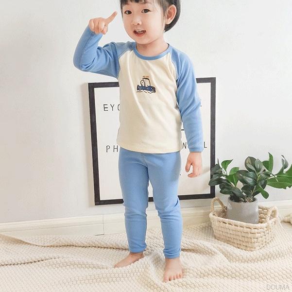 Bộ đồ mặc nhà tay dài in họa tiết hoạt hình phong cách Hàn Quốc dễ thương cho bé