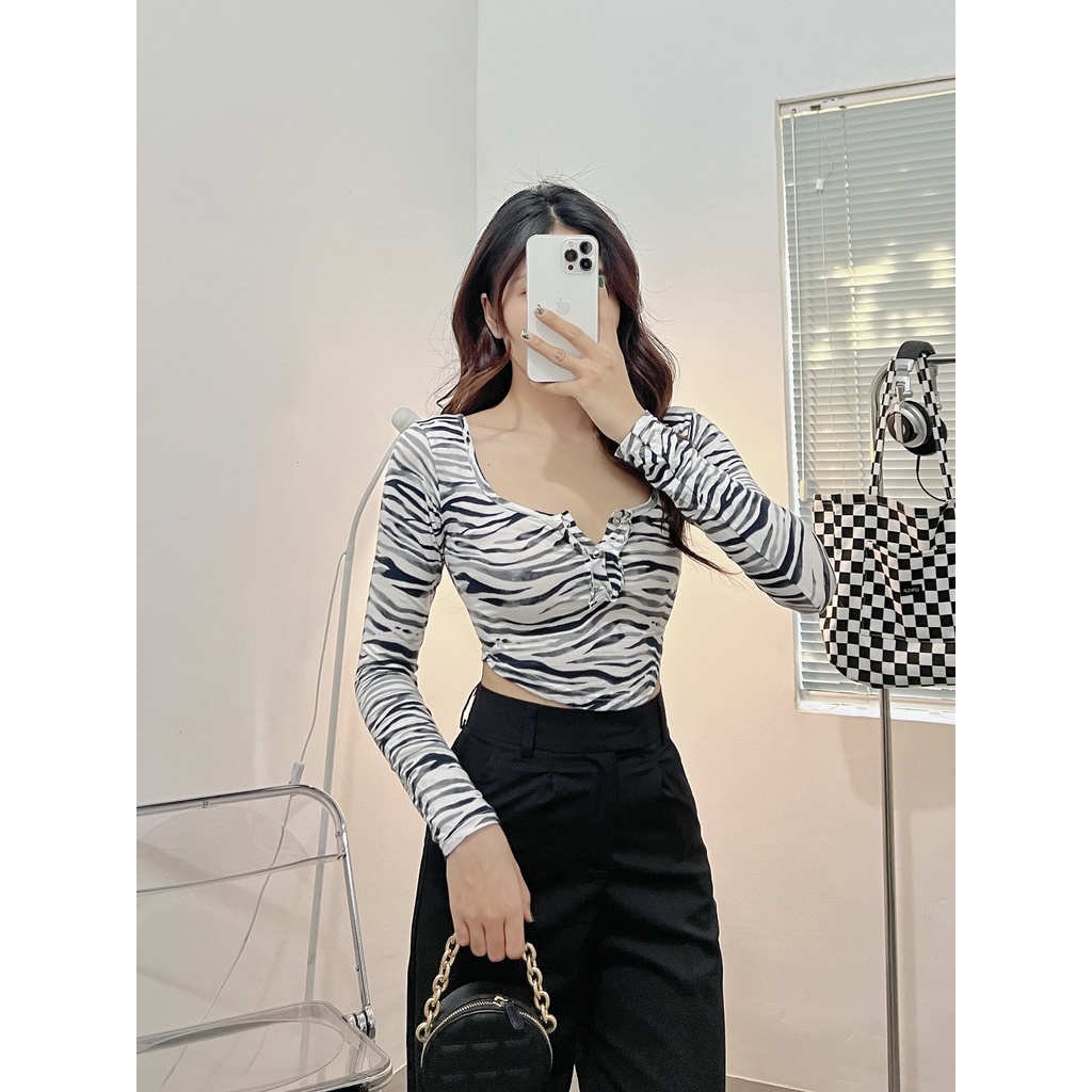 Áo croptop nữ tay dài HHVINTAGE kiểu tà bầu bấm nút thun co giãn Top A39