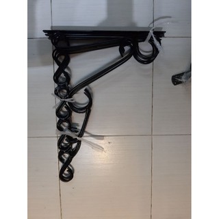 móc sắt bắt tường