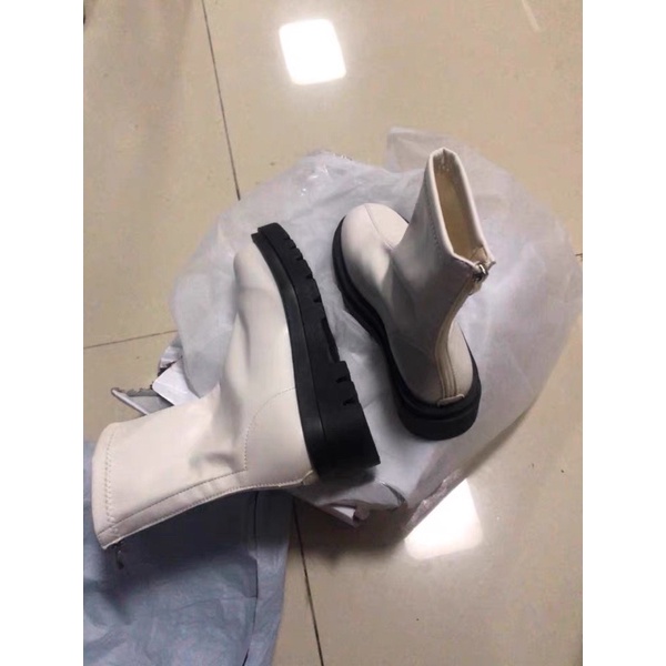 BOOTS CỔ THẤP ĐẾ BÁNH MÌ HOTTREND