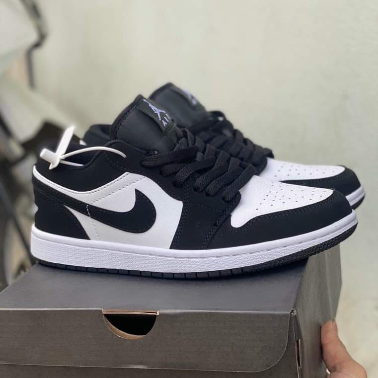 Giày thể thao Jordan 1 đen trắng cổ thấp, Giày JD low panda nam nữ siêu hot, Giày thể thao sneaker bản đẹp mẫu ez305 | BigBuy360 - bigbuy360.vn