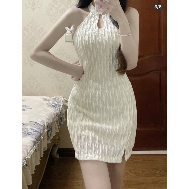 ĐẦM BODY TRẮNG CỔ YẾM KHOÉT XỐP GIỌT NƯỚC