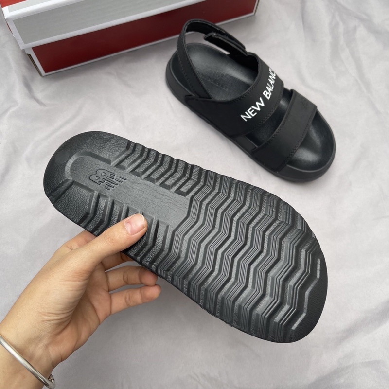 Dép sandal newbalance đen xám trắng hàng cao cấp Fullbox