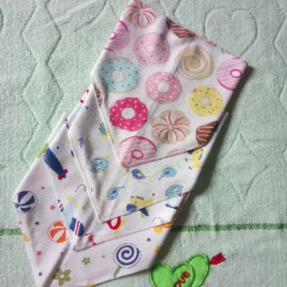 Yếm carter tam giác