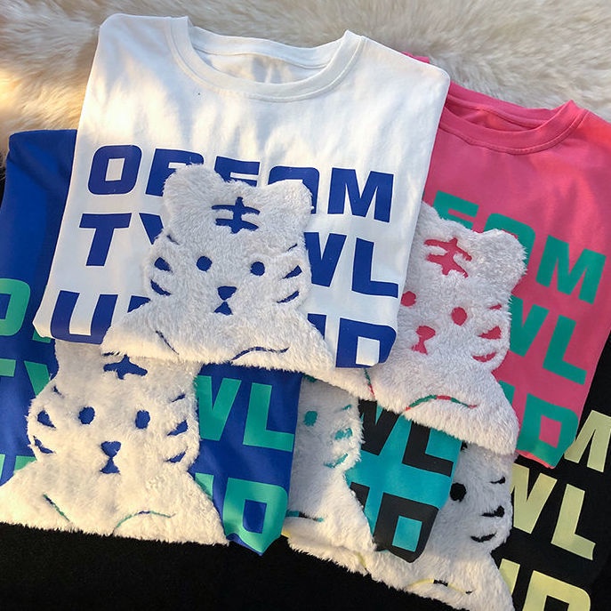 Áo nam Tay Ngắn Thêu Hình Phong Cách Hàn Quốc