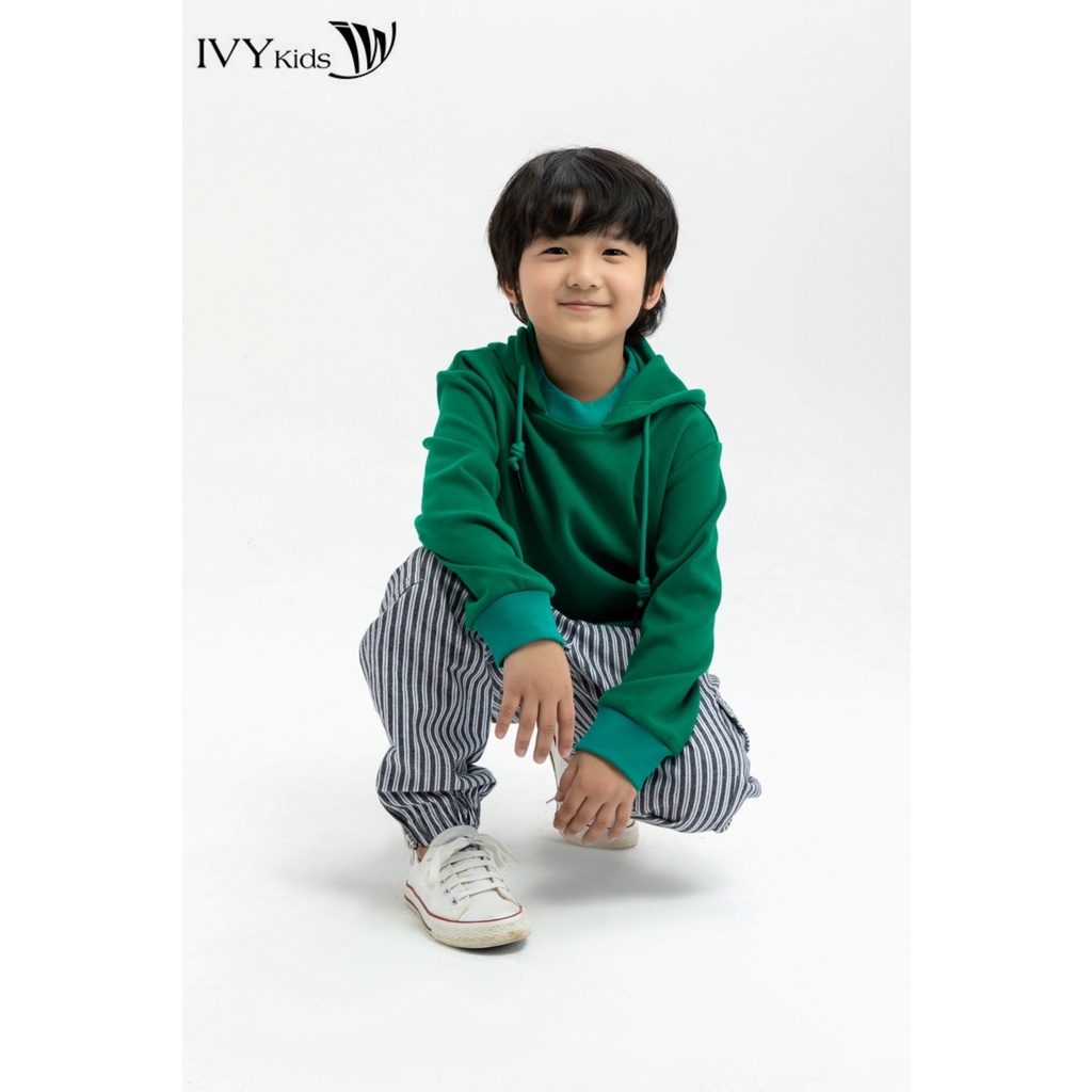 Áo hoodie họa tiết cổ mũ bé trai IVY moda MS 59K1164