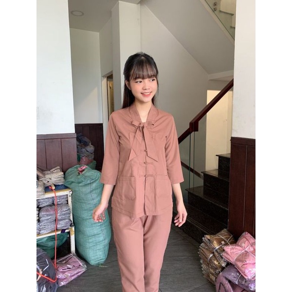 Bộ kate nữ la Hán nơ