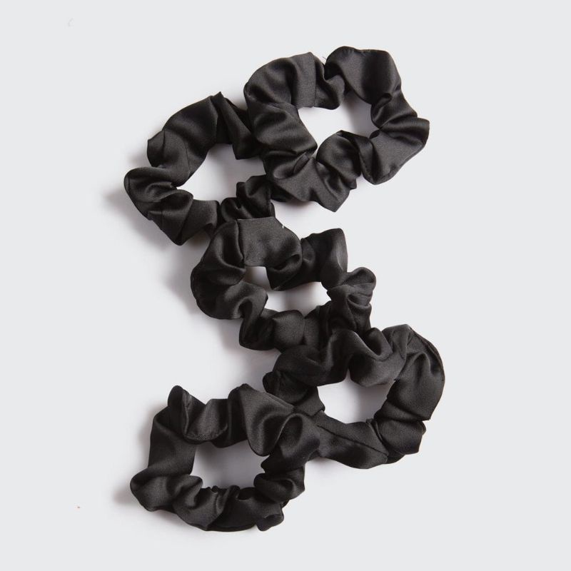 Cột tóc lụa Kitsch Satin Sleep Scrunchie