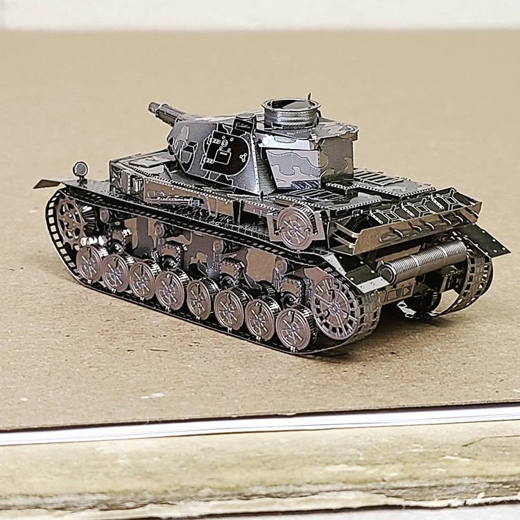 Đồ Chơi Lắp Ráp Mô Hình 3D Bằng Kim Loại Piececool Xe Tăng Panzer IV Của Đức Quốc Xã