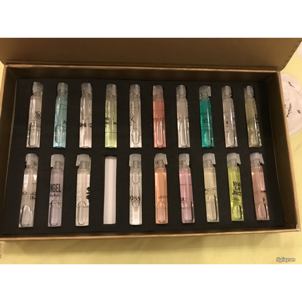 Bộ nước hoa 20 chai tháp hương thơm quyến rũ - Set 20 chai dầu thơm hình tháp | BigBuy360 - bigbuy360.vn