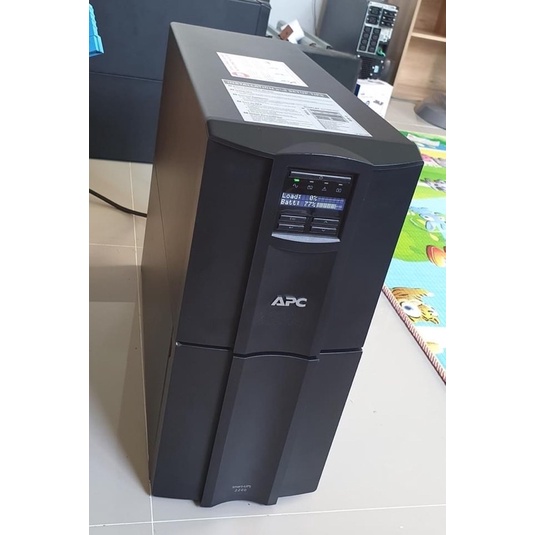 Bộ lưu điện kết nối thông minh APC by Schneider Electric Smart-UPS 2200VA LCD 230V SMT2200I