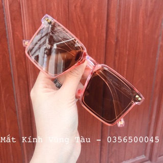 KÍNH HỒNG TRONG VUÔNG
