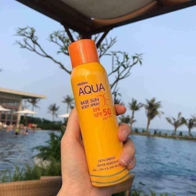 XỊT CHỐNG NẮNG AQUA