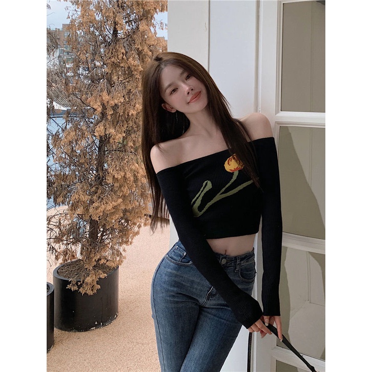 Áo thun COZOKC tay dài trễ vai dáng ôm họa tiết in thời trang