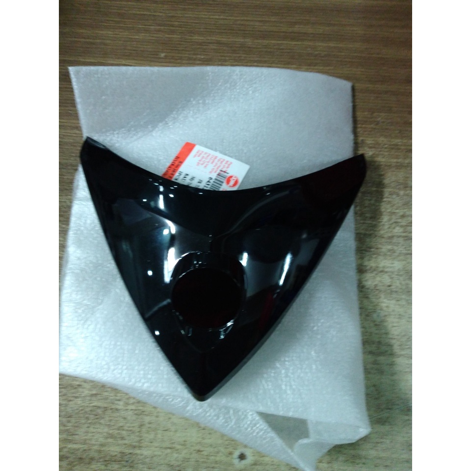 Mặt nạ nhỏ Elegant 2017 màu đen bóng