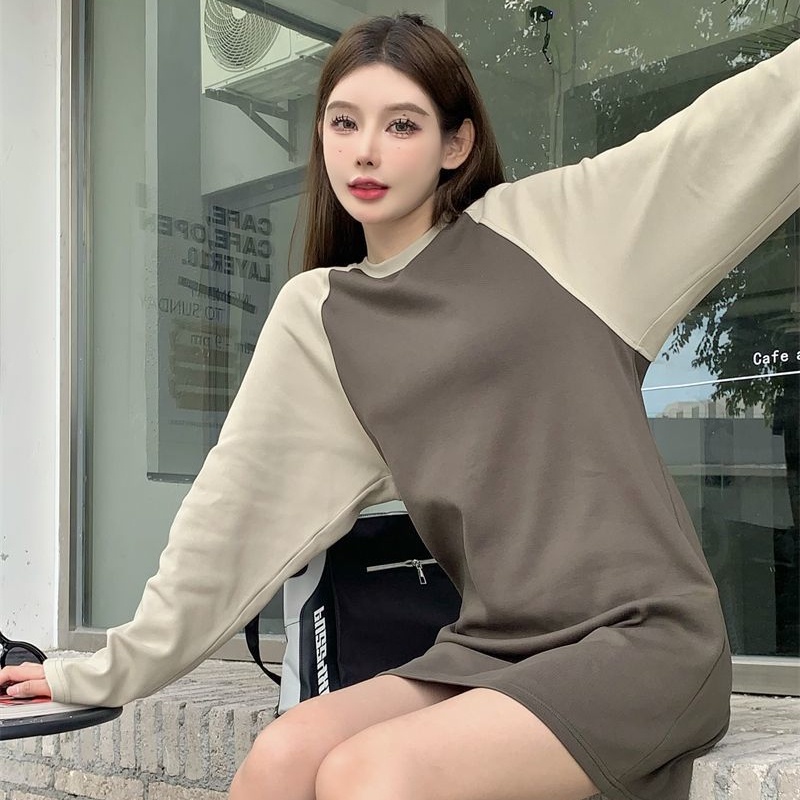 Đầm COZOKC dài tay cổ tròn dáng rộng phối màu tương phản thời trang