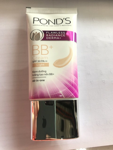 Kem trang điểm sáng da đều màu Pond's Flawless Radiance Derma+ 25g