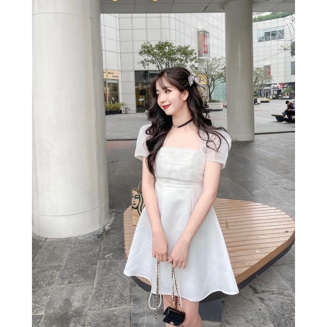 Đầm trắng đi tiệc, đi chơi siêu xinh và sang chảnh. Đầm midi thiết kế có mút ngực, chất liệu voan tơ mỏng nhẹ có lót.