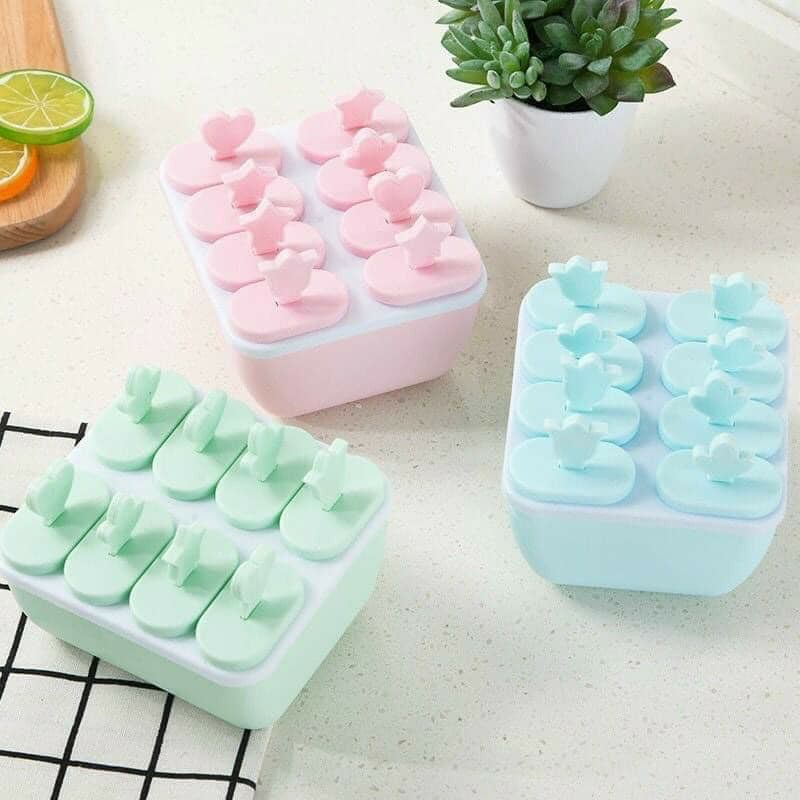 Khuôn làm kem 8 que tiện dụng dễ lấy.(pm)