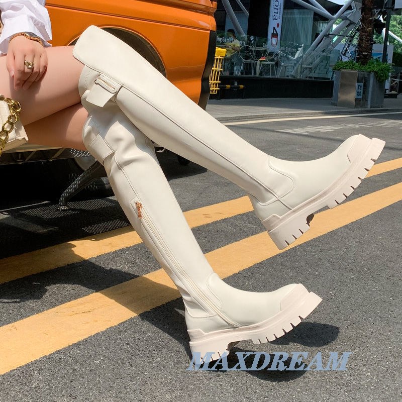 Giày bốt cổ cao qua đầu gối đế mềm màu trắng đen