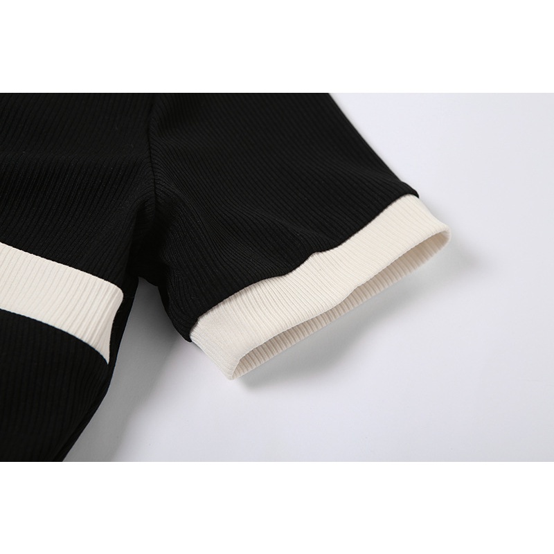 Đầm Ngắn Tay Cổ Chữ V Xếp Ly Xinh Xắn Thời Trang Cho Nữ