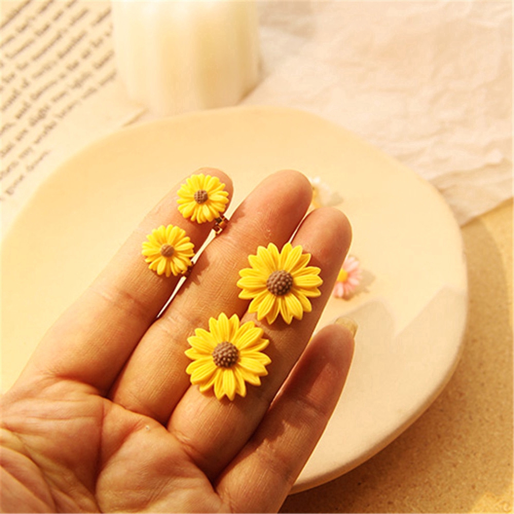 Khuyên Tai Nữ Hình Hoa Cúc Thời Trang