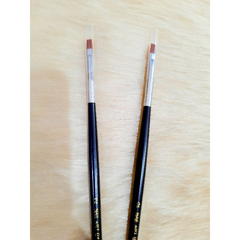 Cọ bản Ashley series A5.5 dùng để vẽ móng.