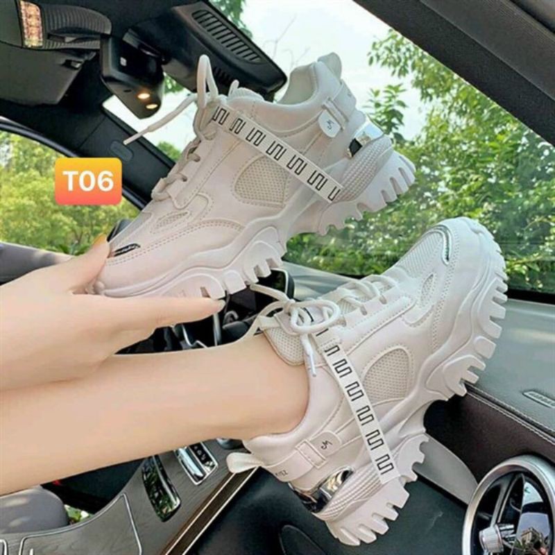 Giày thể thao nữ