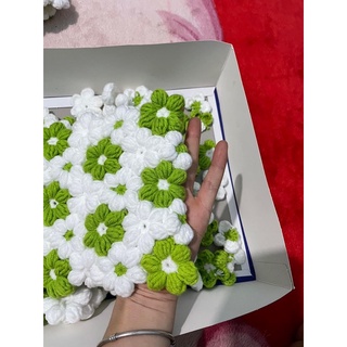 hoa 6 cánh pin cài áo