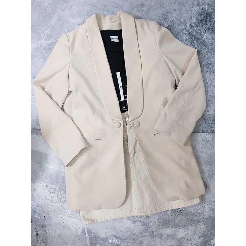 Áo blazer freesize màu kem Charmbytea