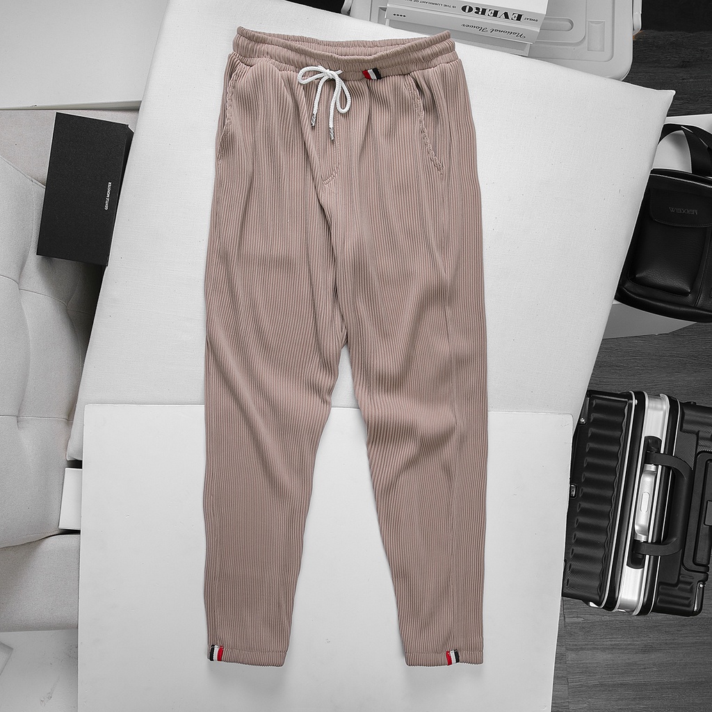 Bộ Đồ Nam Nữ Unisex AROTI Ngắn Tay Chất Vải Cotton Hàn Đẹp Cao Cấp, Co Giãn Tốt, Mặc Siêu Mát Và Thoải Mái   B600-Đ