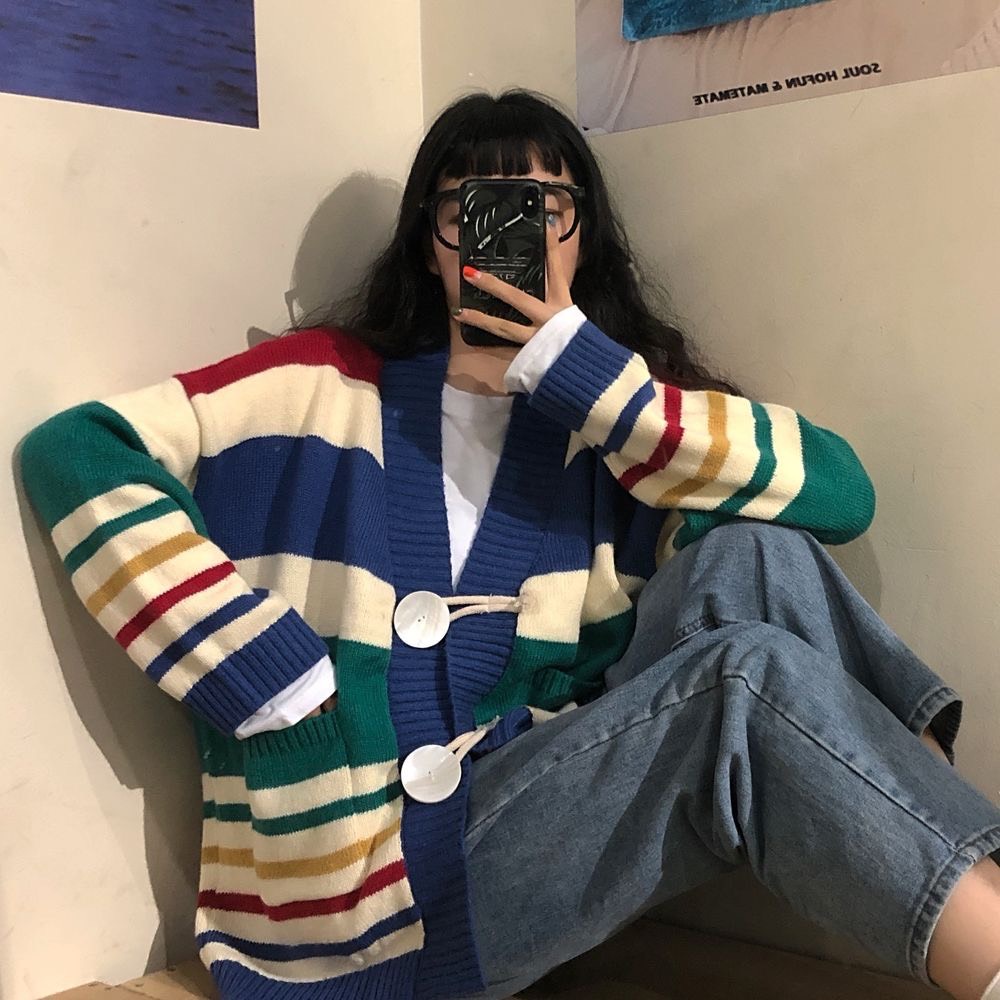 Áo khoác len cardigan mềm mịn sọc ngang cầu vồng dáng rộng Sereinclothing.st2w dành cho nữ
