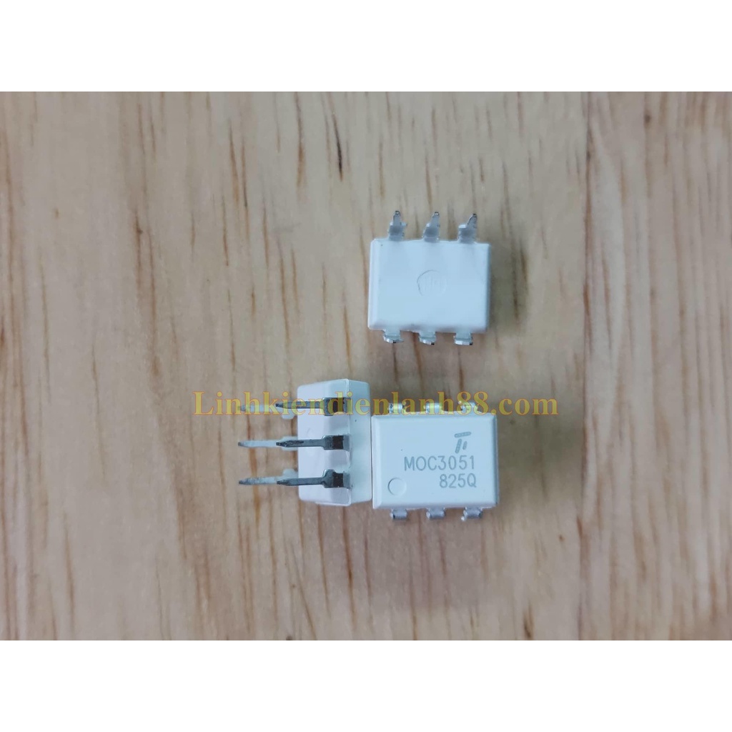 MOC3051 mới chính hãng 100%