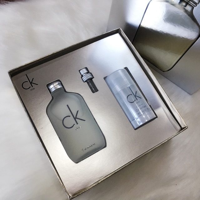 Set N.H Unisex Ck One 100ml tặng kèm lăn Km fullsz