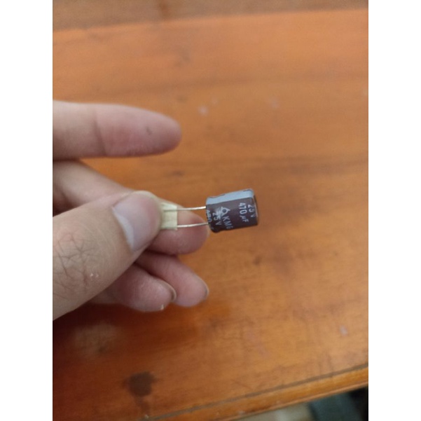 Tụ hoá 25v 470uf